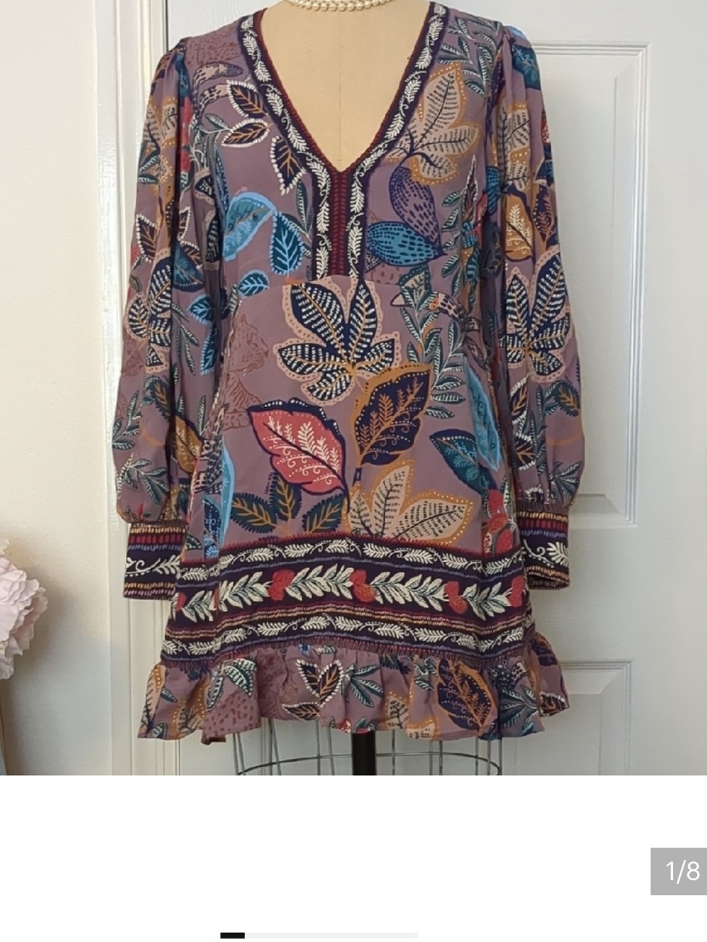 Floral V-Neck Long Sleeve Women’s Top in Mauve